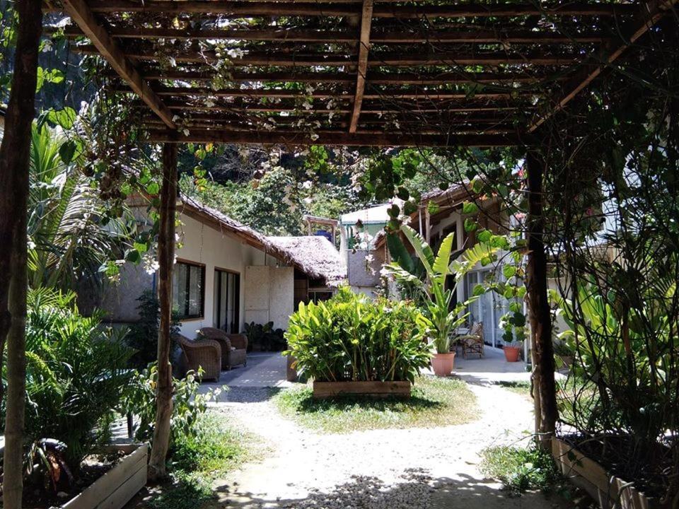 Garden Loft 90Sqm In The Heart Of El Nido- 2 Bedrooms Extérieur photo